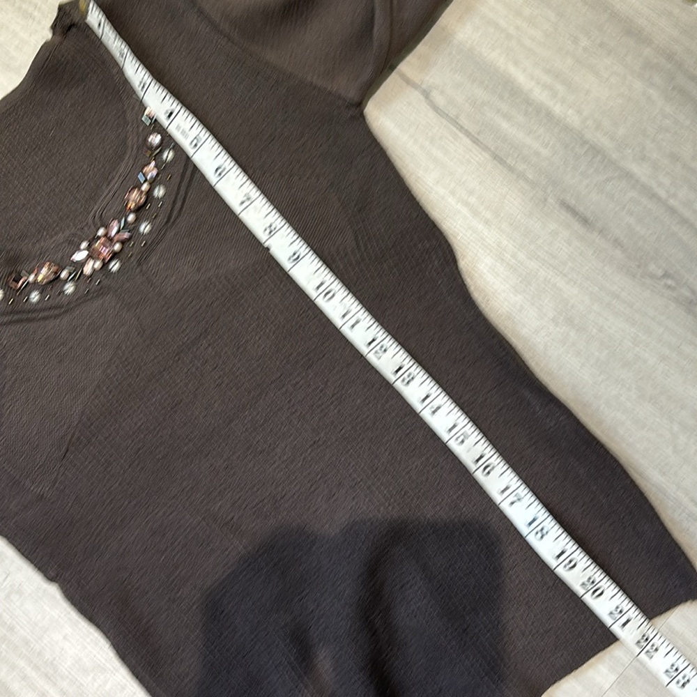 Sweater - Picture 7 of 7